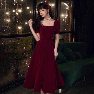 Đầm đỏ nhung cổ vuông - lseoul