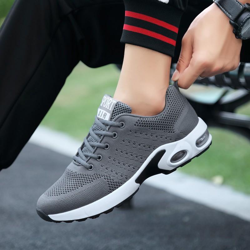 [Mã FACBGO245 giảm 10K đơn bất kì] Giày thể thao YOZOH màu đen thời trang năng động trẻ trung size 37-45 cho nam | BigBuy360 - bigbuy360.vn