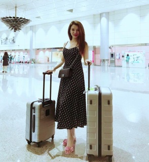 Maxi chấm bi