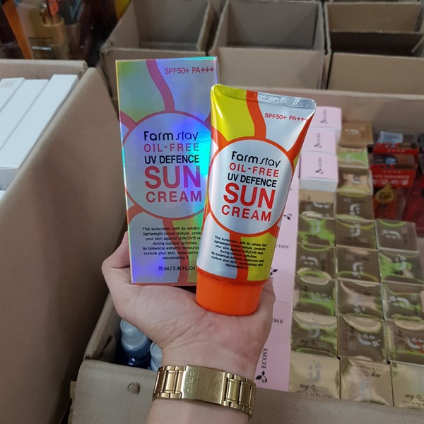 Kem Chống Nắng c- Free UV Defence Sun Cream