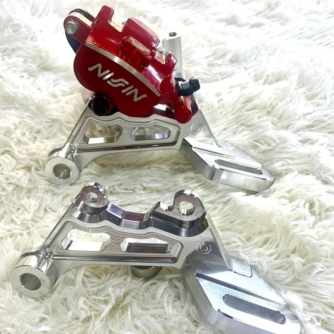 PÁT CNC - Pát Sau Ex150 Ex155 gắn Heo Dầu Nissin Thái, Heo Zin theo xe, Heo Dầu Nissin Samurai đi đĩa 200mm 220mm
