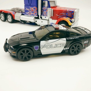 Mô hình Barricade LS-02 Black Mamba MPM05 Transformers Oversize