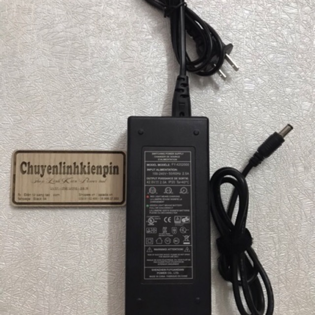 Sạc xe điện cân bằng 42V 2A chất lượng (BL64_14)