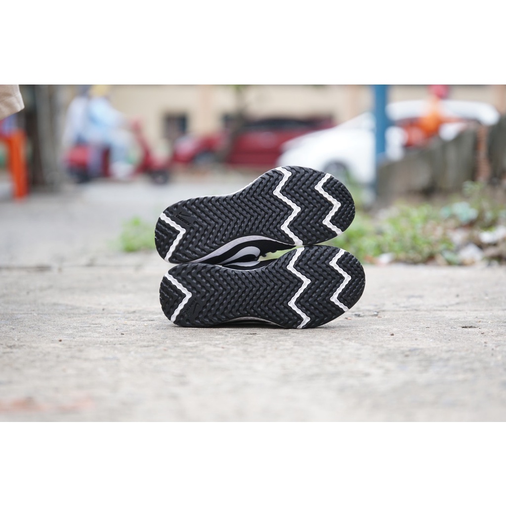 Giày Thể Thao RUNNING REVOLUTION 5 BQ3207-002 CŨ CHÍNH HÃNG
