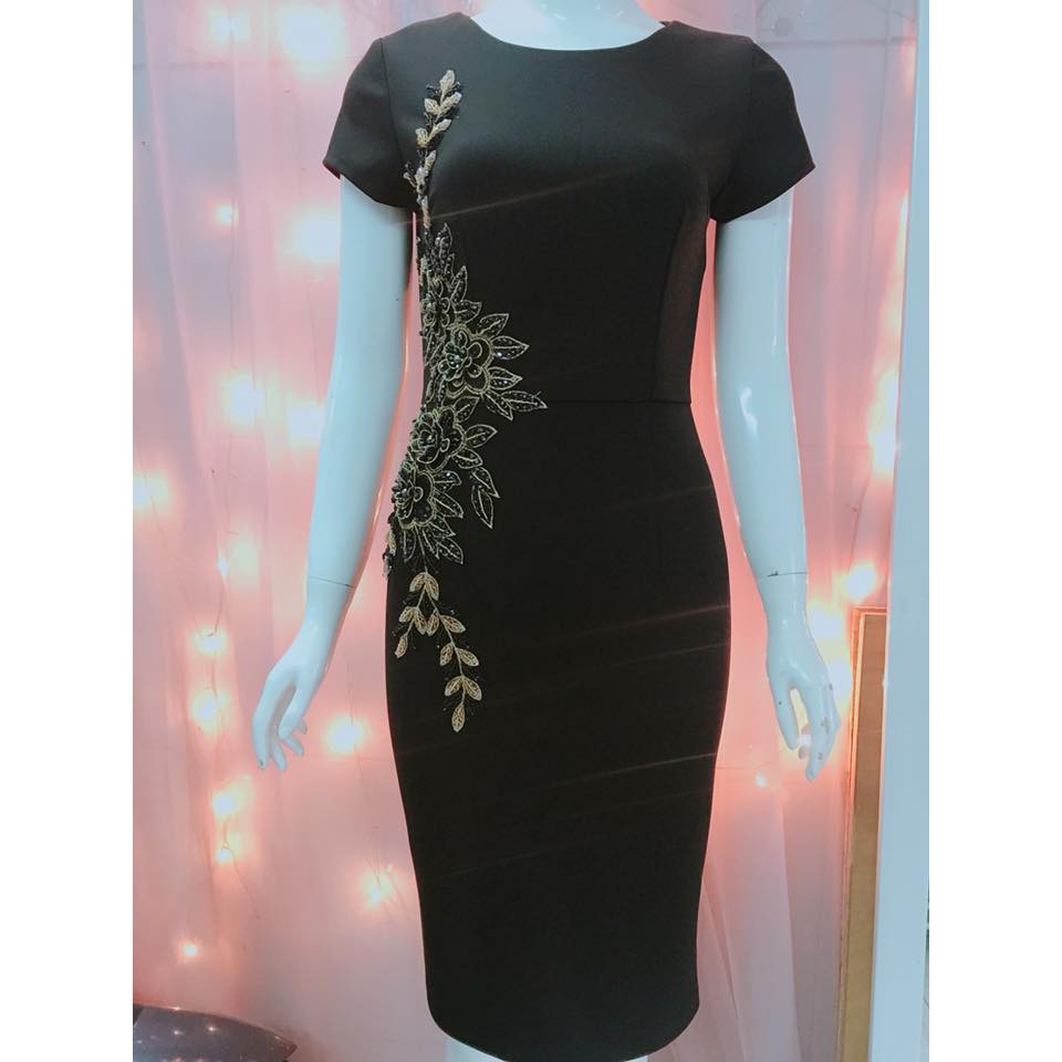 Đầm trung niên thiết kế cao cấp