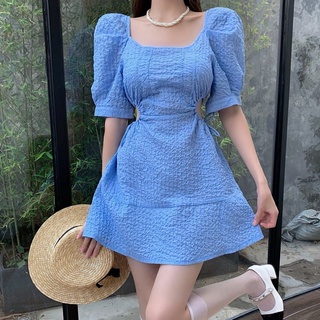 Đầm tay phồng cổ vuông khoét lỗ hai bên eo thiết kế rút dây thời trang dành cho nữ