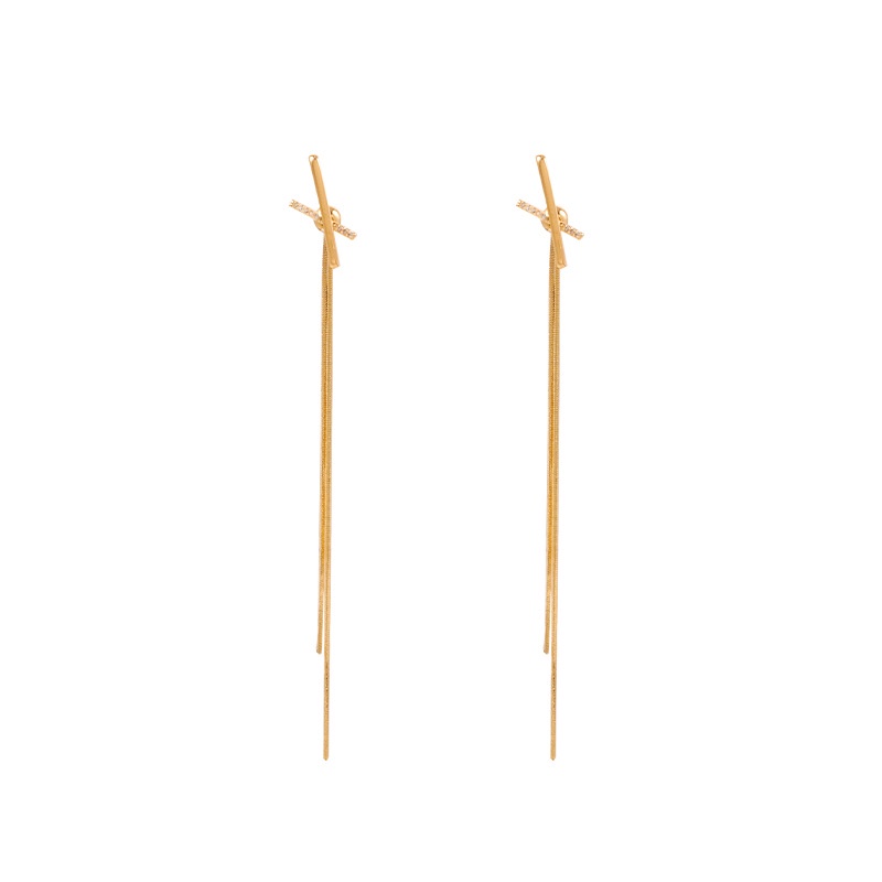 Khuyên Tai Tua Rua Dáng Dài Phong Cách Thời Trang Mùa Hè Năm