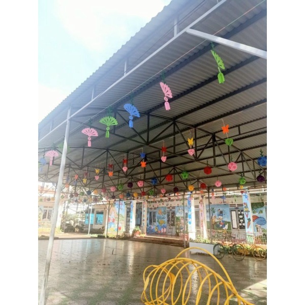 Quạt nỉ trang trí