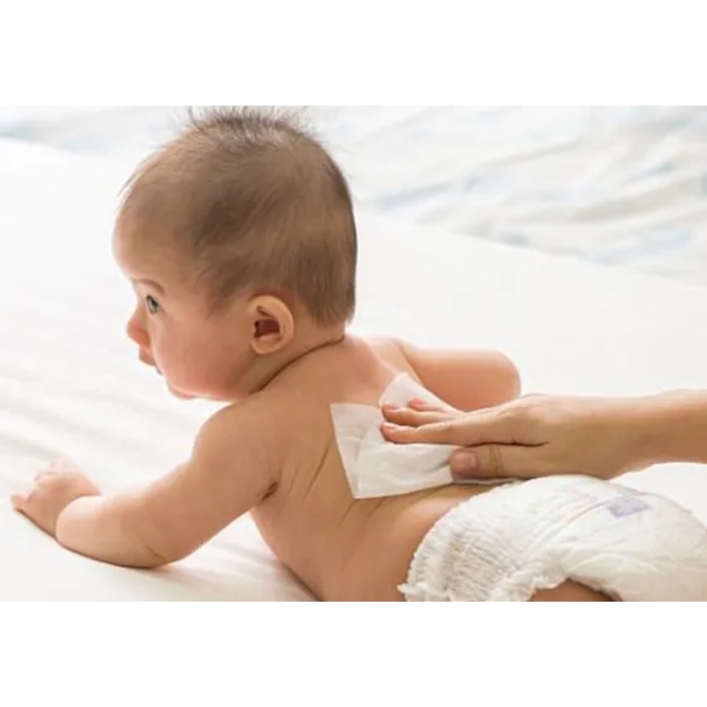 Combo 10 gói khăn ướt không mùi kèm thùng nhựa tiện dụng siêu đáng yêu cho bé