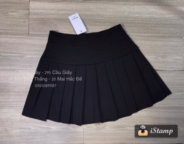 Chân váy dập ly kèm quần umi cao cấp | BigBuy360 - bigbuy360.vn