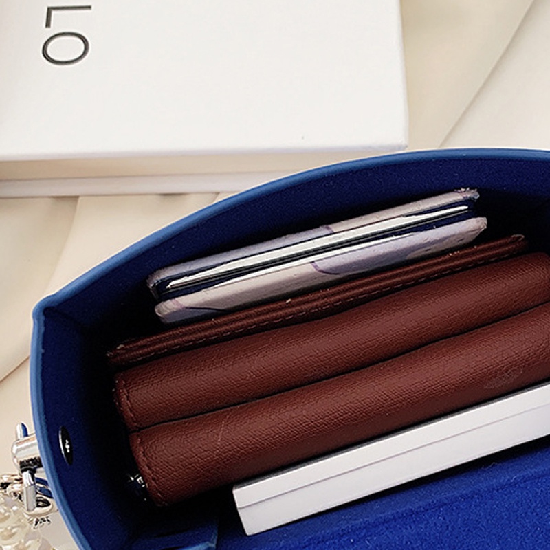 Túi Xách Đeo Vai Hình Vuông Nhỏ Cầm Tay Đính Ngọc Trai Đơn Giản Cho Nữ