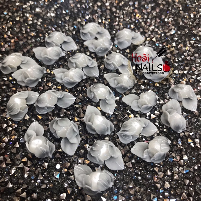 Hoa bột ôm trai gắn góc móng( 1b) - Phụ kiện Nail