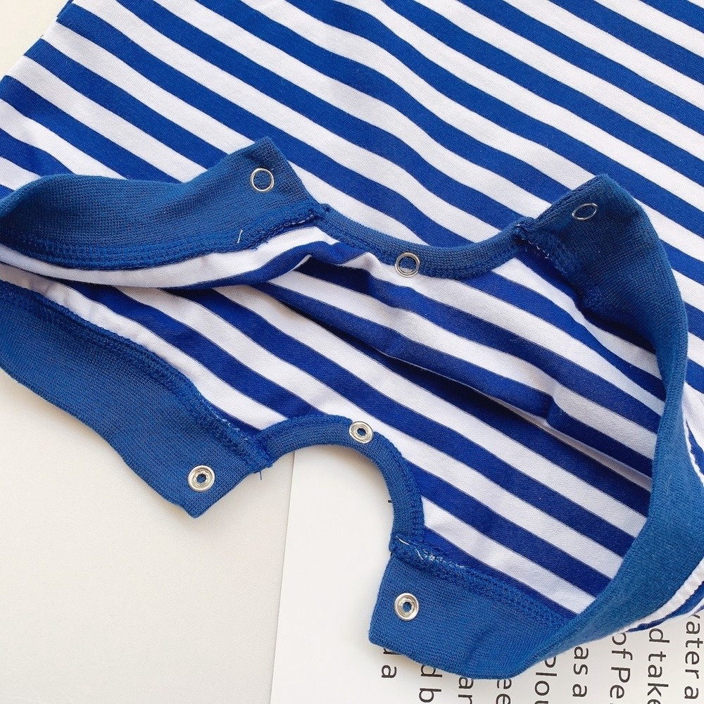 Áo Liền Quần Ngắn Tay Họa Tiết Sọc Thời Trang Cho Bé Trai Sơ Sinh