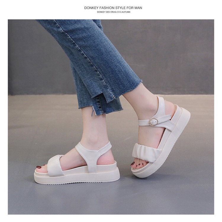 Giày Sandal Nữ Đi Học Quai Hậu Đế 3,5 Cm Mã K111