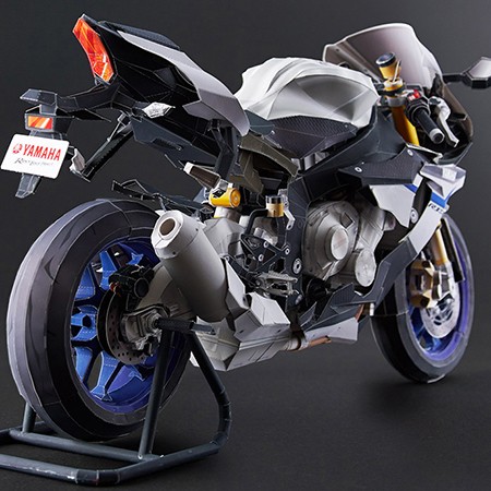 Mô hình giấy xe máy Yamaha YZF-R1M