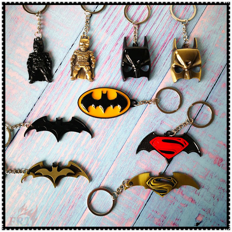 Móc khóa hợp kim cho xe ô tô kiểu dáng anh hùng DC - Batman