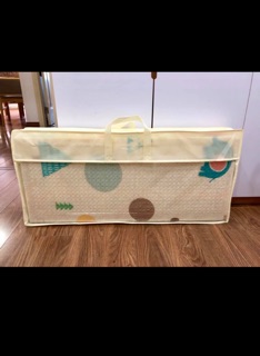 Thảm xốp gấp gọn