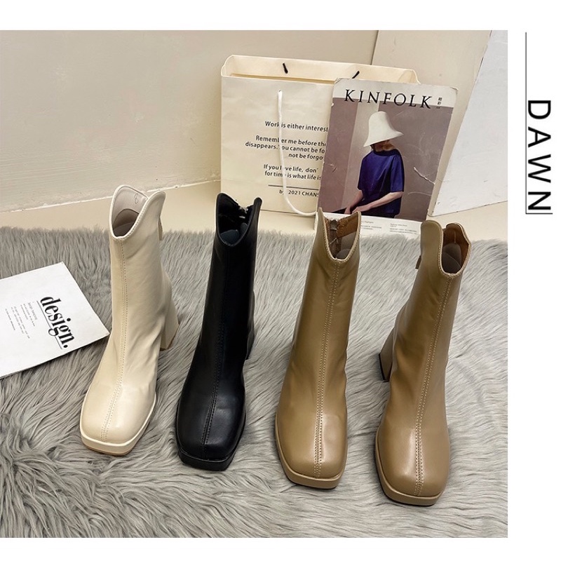 Boots nữ cổ V ngắn da mềm ôm chân đế vuông cao 9cm có khoá kéo