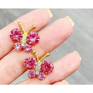 Charm bướm nhí gắn dép havaianas có 6 màu như hình , mẫu mới có sẵn , link chỉ bán charm k kèm dép