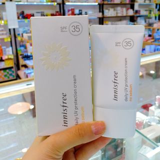 KEM CHỐNG NẮNG INNISFREE DAILY
UV PROTECTION CREAM NO SEBUM SPF35 PA+++