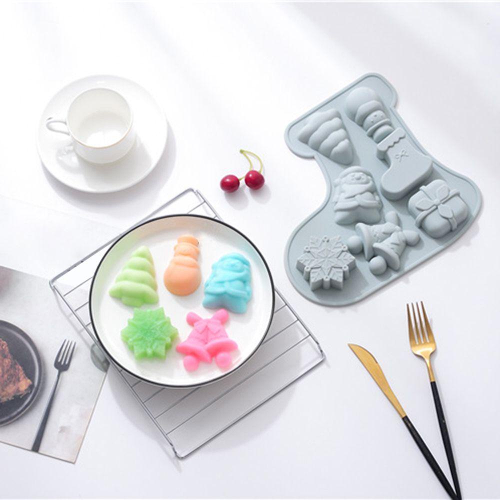 Khuôn Silicone Làm Bánh 7 Ngăn Tạo Hình Chủ Đề Giáng Sinh