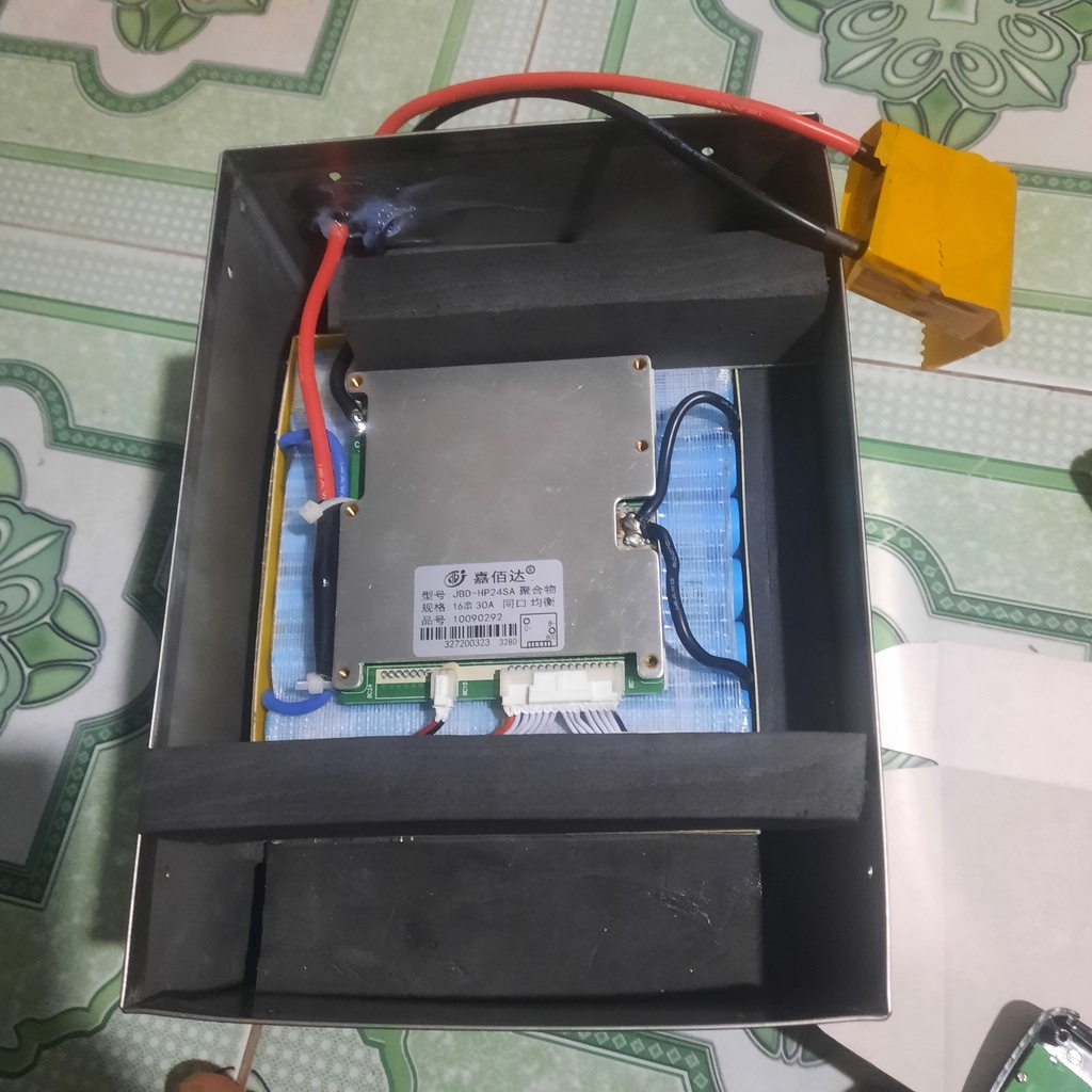 Pin xe điện Klara 60V20Ah Vỏ inox 304 chống nước