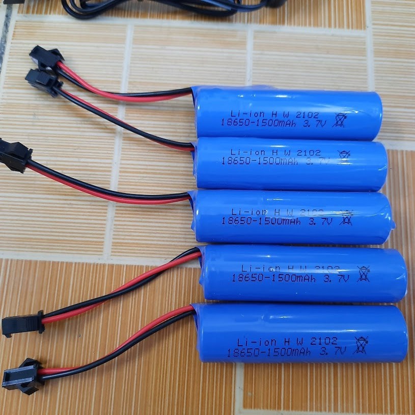 Pin 3.7v 18650 dung lượng cao 1500mah dùng cho xe đồ chơi điều khiển từ xa