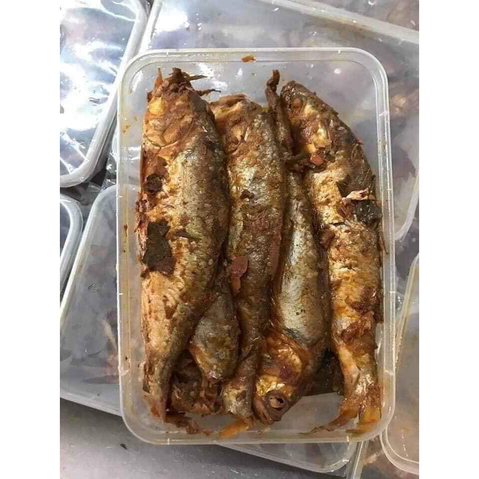 cá mòi kho chuối xanhthơm ngon tươi mớiDTFoods(CHUYÊN SỈ)