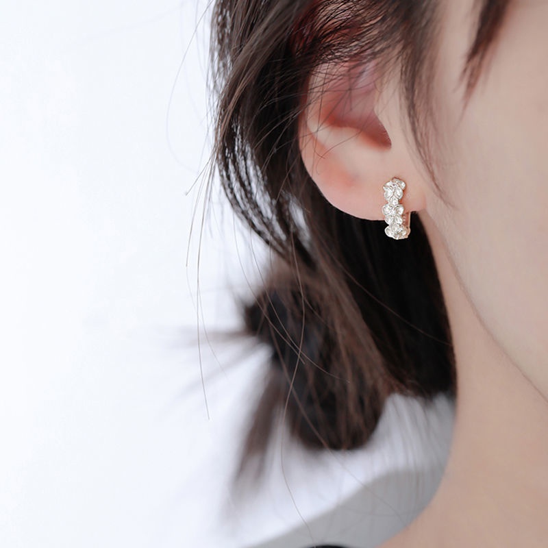 Khuyên Tai Bạc S925 Hình Hoa Đơn Giản Dễ Phối Đồ