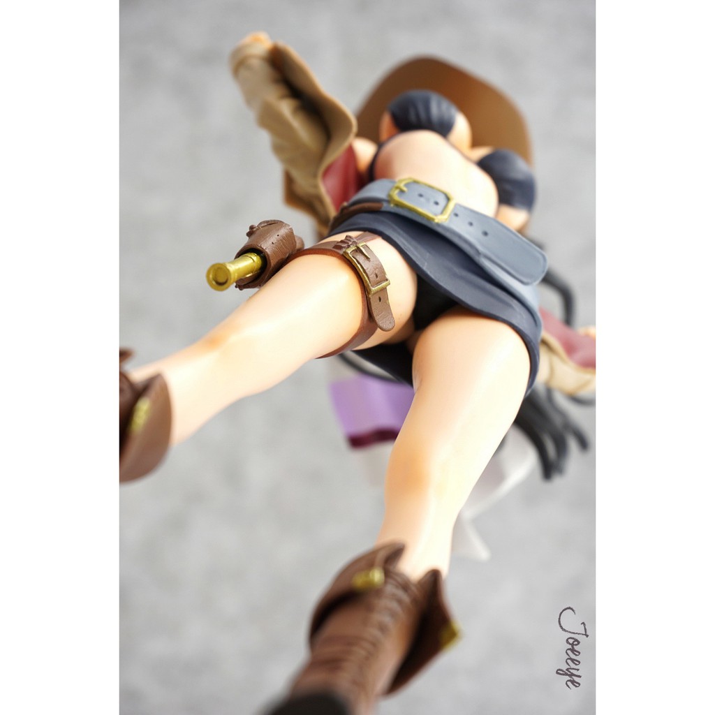 Mô hình Nico Robin Flag Diamon Ship 25cm - Banpresto