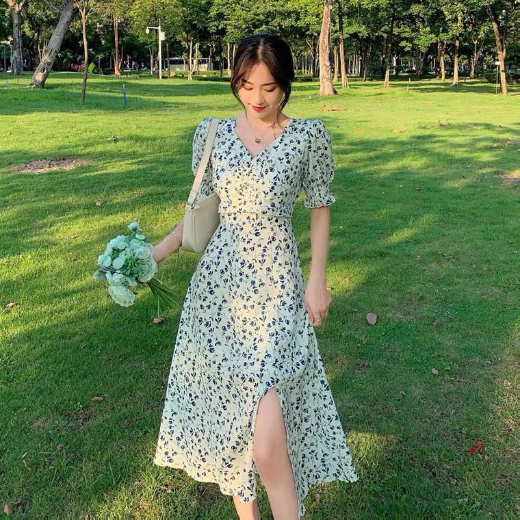 Đầm hoa tay phồng cổ vuông xẻ tà thời trang mùa hè dành cho nữ