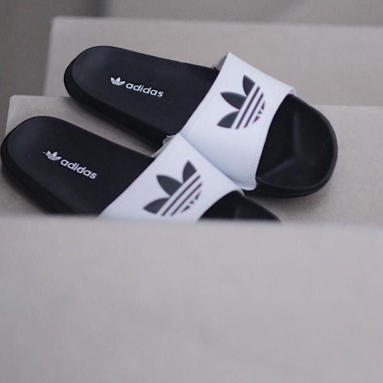 Giày Sandal Adidas Adilette Km32L Thời Trang Năng Động Cho Nam