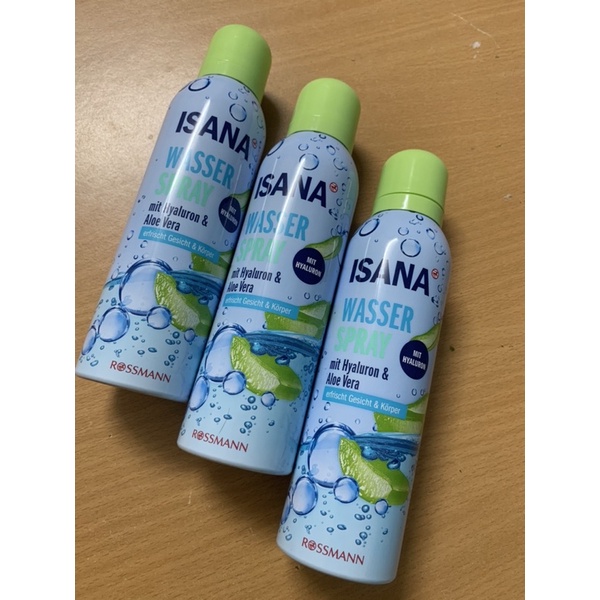 xịt khoáng Isana Đức