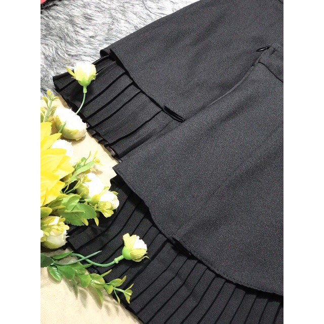 Chân váy 2 tầng dập li dưới nhuyễn_có quần