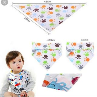 Combo 15 khăn yếm tam giác có cúc bấm cho bé