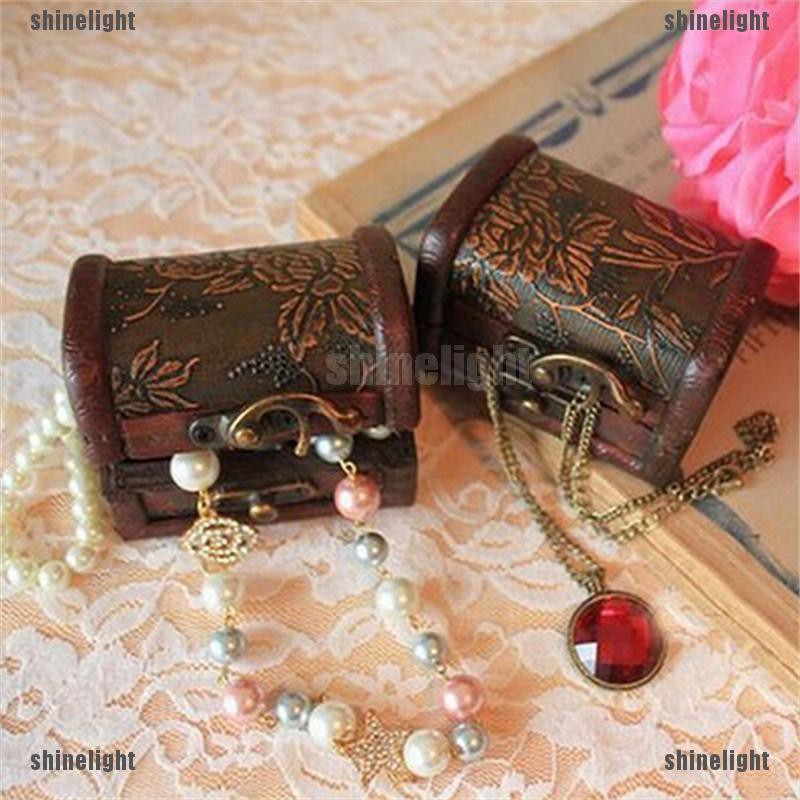 1 Hộp Trang Sức Bằng Gỗ Cổ Điển