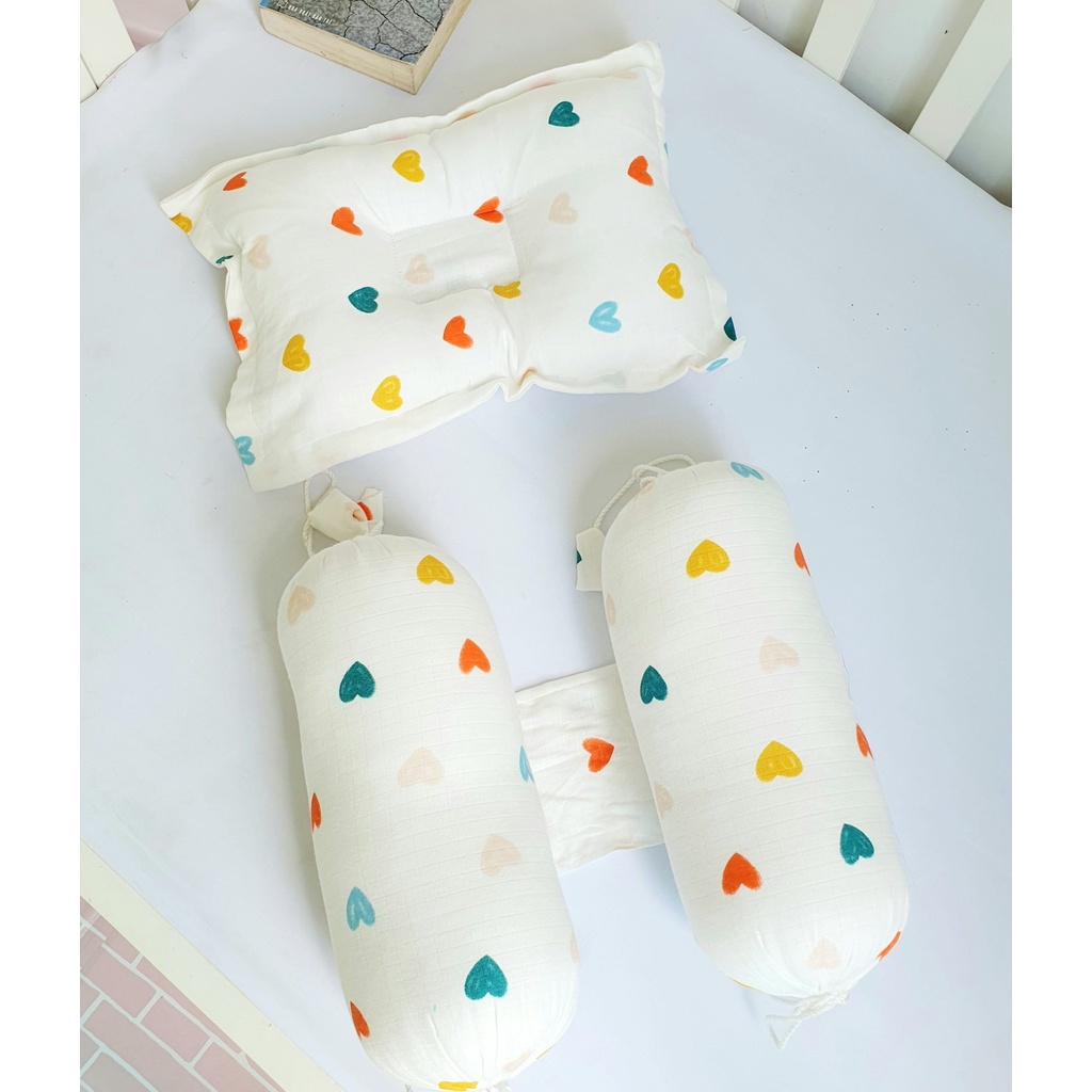 Bộ gối chặn bông kèm gối chống bẹp đầu xô muslin cao cấp cho bé sơ sinh Kiến Baby Store