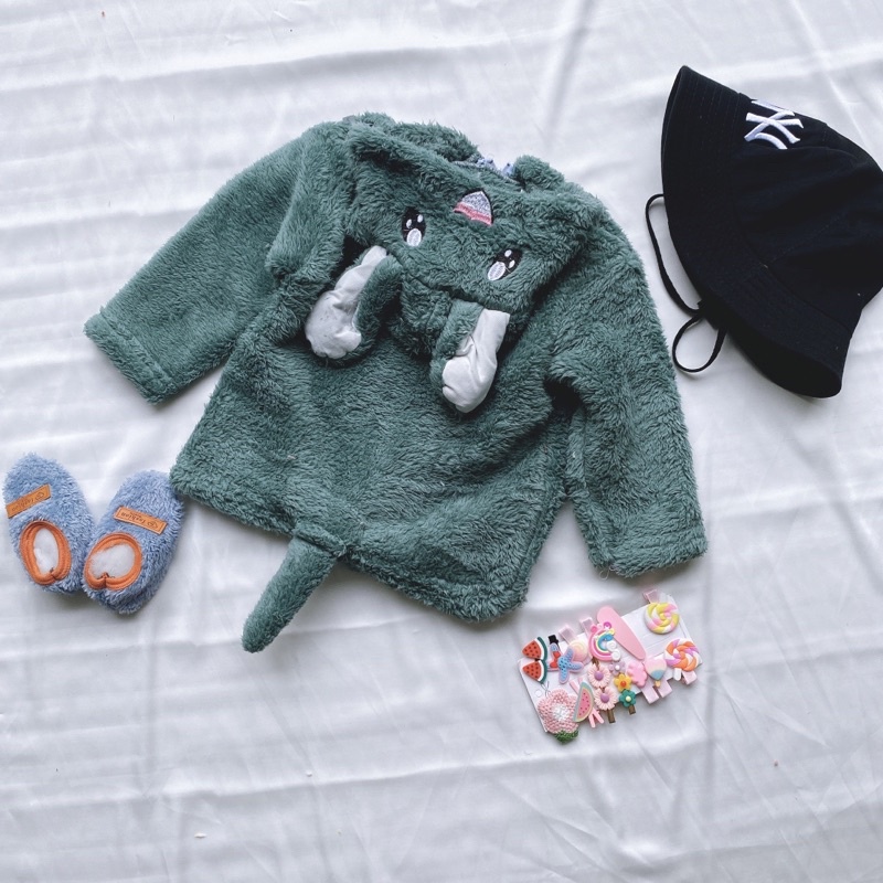 Áo lông cừu cho bé có mũ