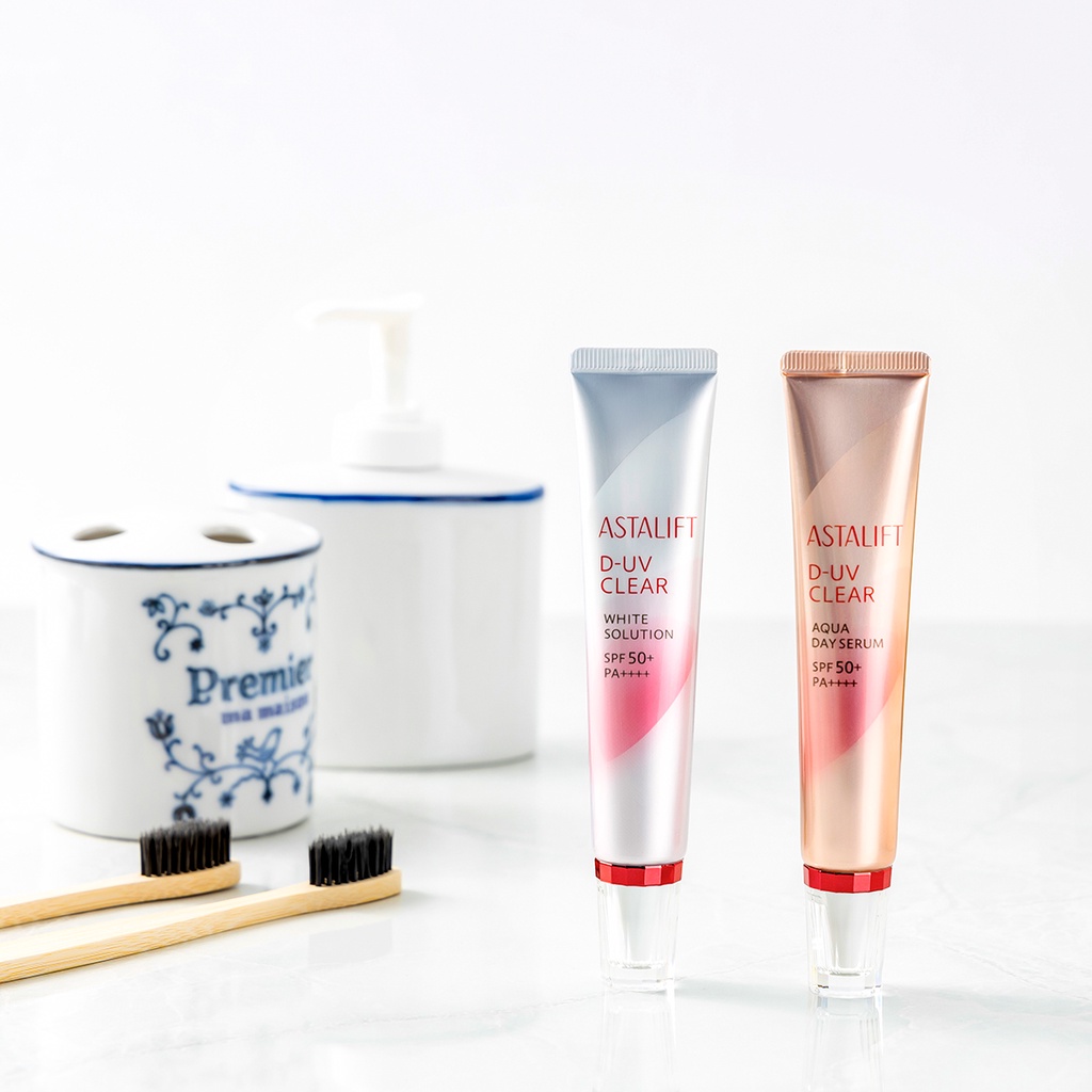 Kem Chống Nắng Bảo Vệ Da Và Dưỡng Ẩm Giúp Chống Lão Hoá ASTALIFT D-UV Aqua SPF50+ PA+++ 30ml