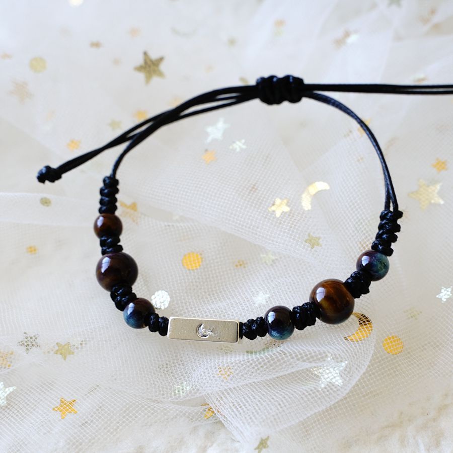 Vòng tay tình bạn xinh xắn mới dành cho cặp đôi