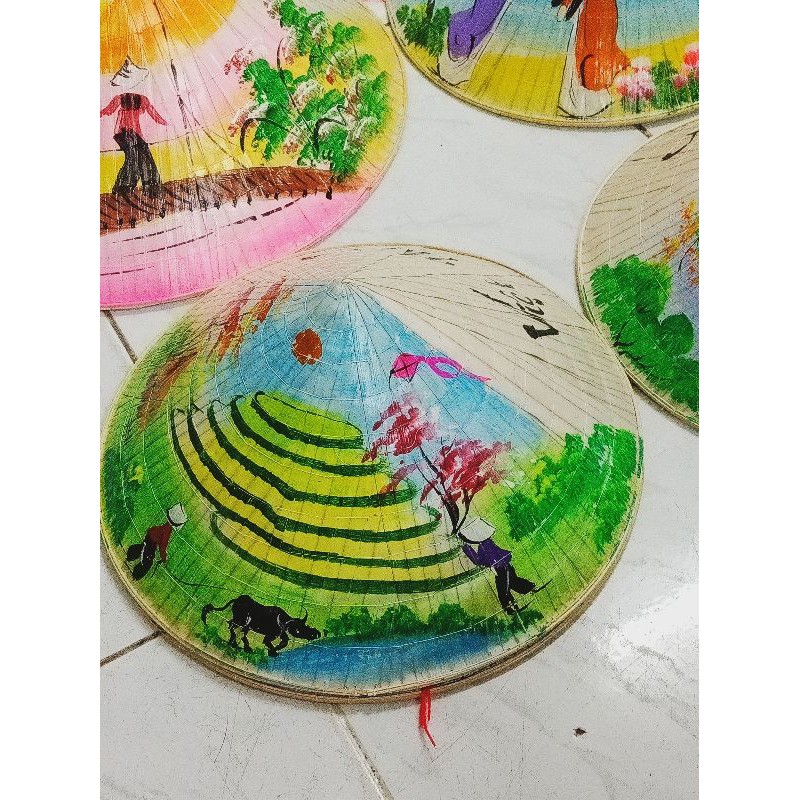 Nón lá vẽ đồng quê cổ truyền cho bé