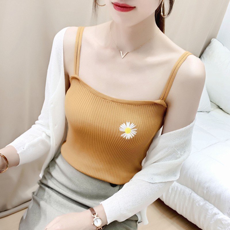 Áo hai dây họa tiết thêu hoa cúc đơn giản cho nữ