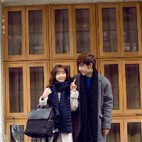 Khăn len đan tay - couple phong cách Hàn Quốc