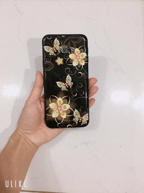 Ốp hoa bướmm nền đen sam sung J4+,J4 Plus, J4 Core