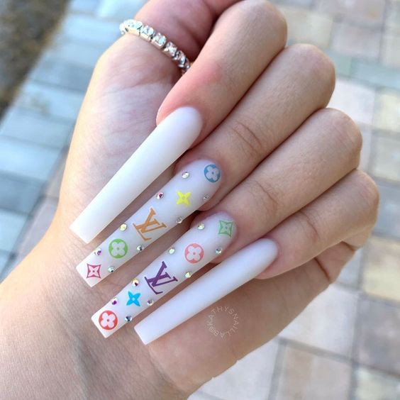 Sticker thương hiệu 3D dán móng