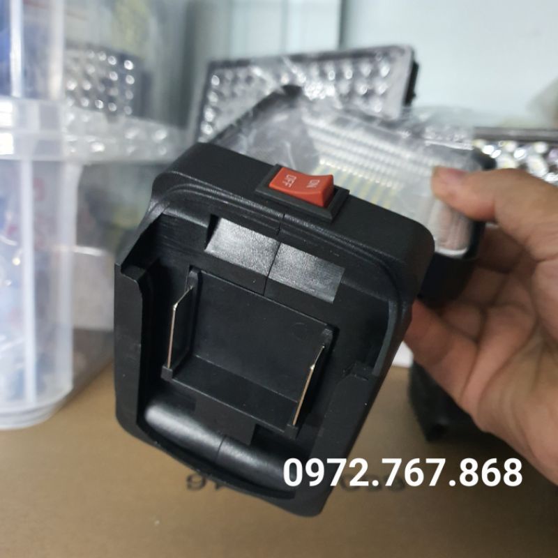 Đèn led 5 inch, 56w, ánh sáng tỏa, dùng pin makita 14-18v hoặc pin china 88vf, 99vf, 129vf, 288vf...