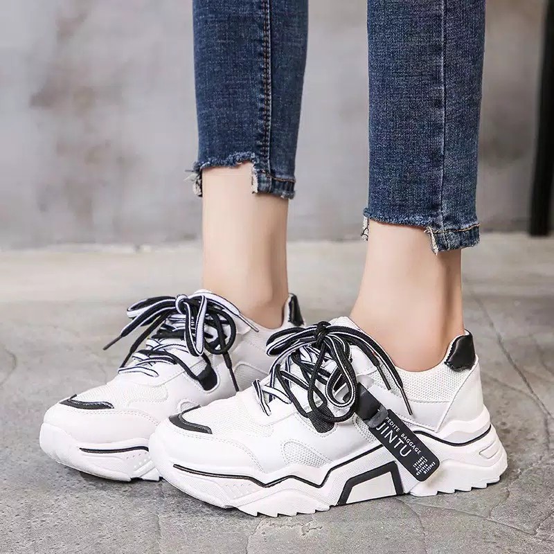 Giày Thể Thao Nữ Màu Đen Thời Trang 99-37