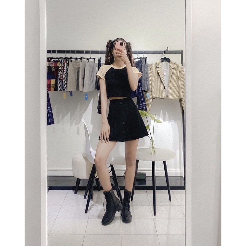 Áo thun croptop nữ màu trắng phối xanh loang Dalla Saigon