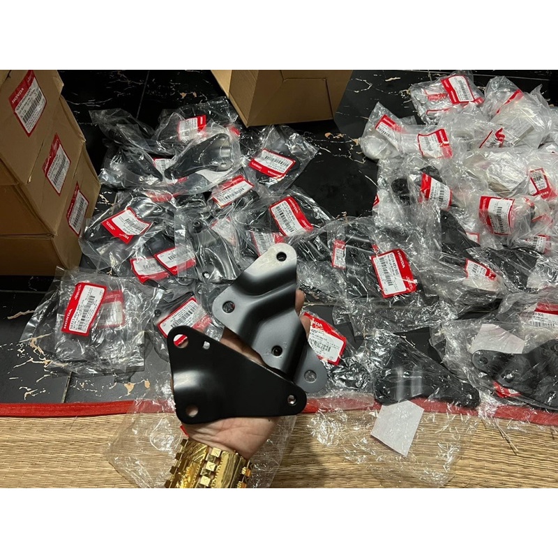 Bát gác chân nhôm dài hàng Zin