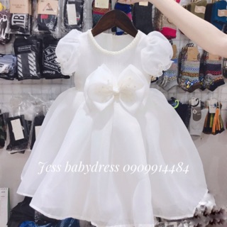 Mình bán váy công chúa trên shopee giá 299000k,chất liệu nhẹ nhàng thoáng mát nhưng vẫn bồng bềnh công chúa,nhanh chân l